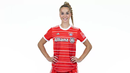 blonde Adidas FC Bayern Munich soccer German Giulia Gwinn Sports HD Desktop Wallpaper | Background Image