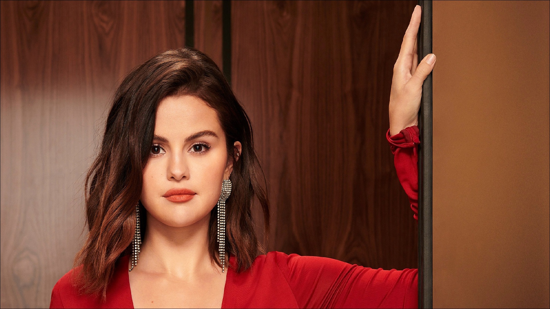 Download Music Selena Gomez HD Wallpaper