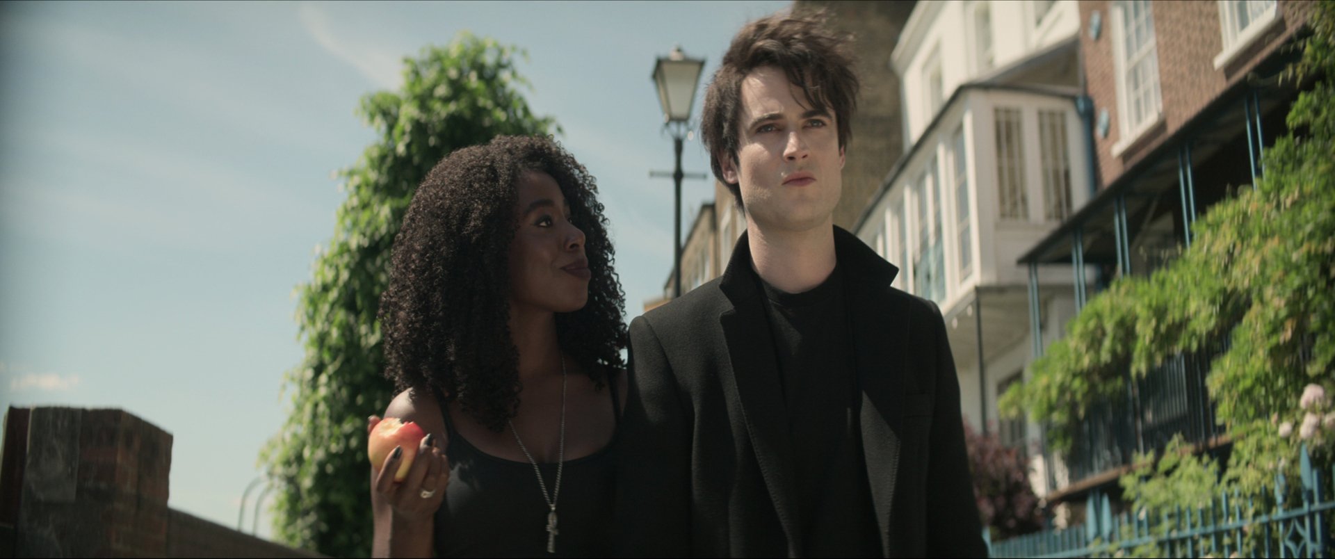 Download Kirby Howell-Baptiste Tom Sturridge TV Show The Sandman HD Wallpaper