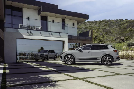  Audi Q4 50 e-tron quattro S line