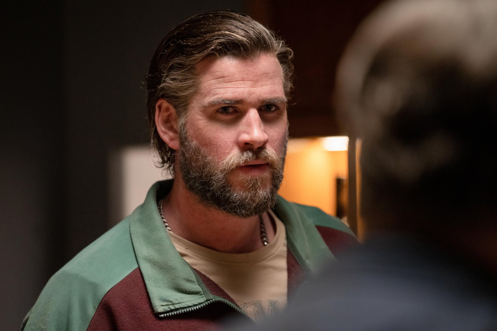 Download Liam Hemsworth Movie Poker Face HD Wallpaper