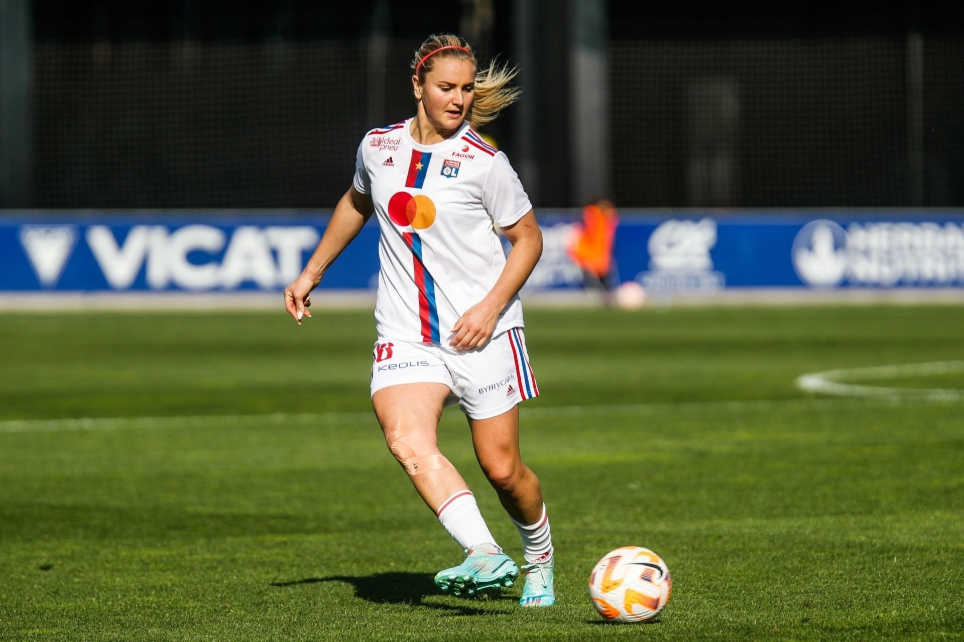 Download Olympique Lyonnais Féminin Lindsey Horan Sports HD Wallpaper