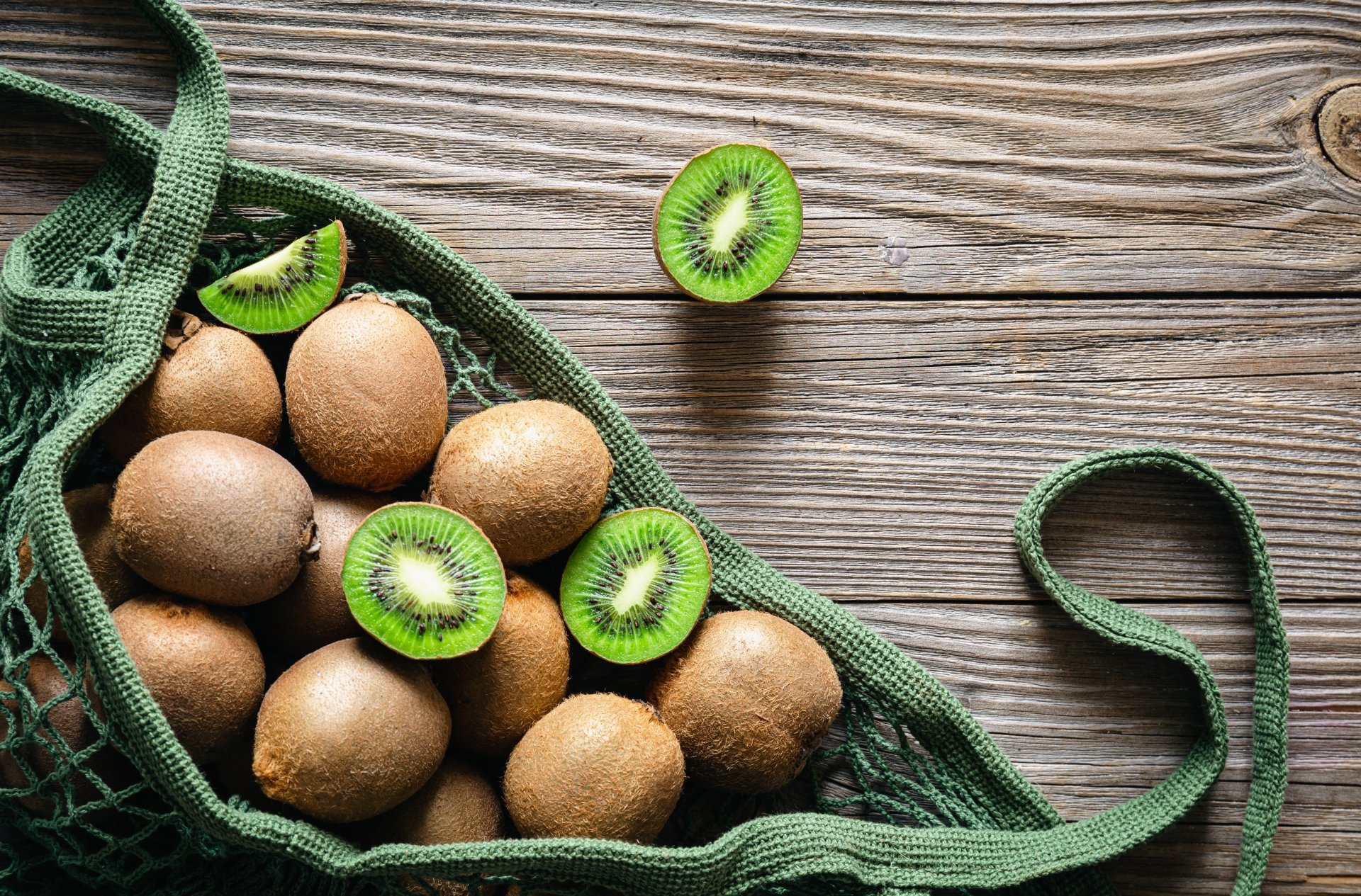 Kiwi Wallpaper