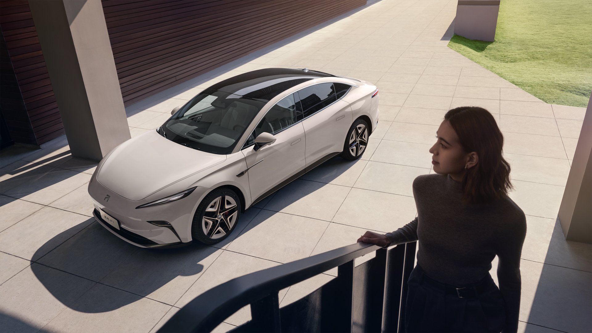 Download Vehicle Rising F7 HD Wallpaper