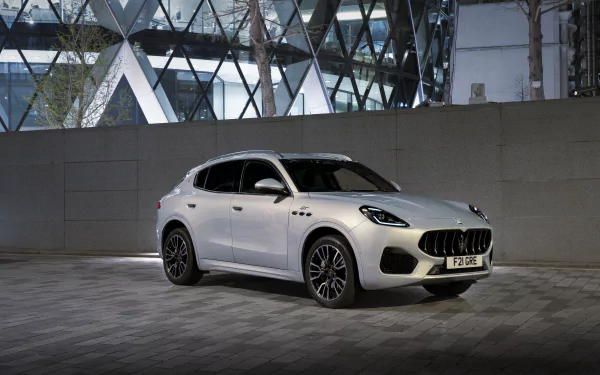 vehicle Maserati Grecale GT HD Desktop Wallpaper | Background Image
