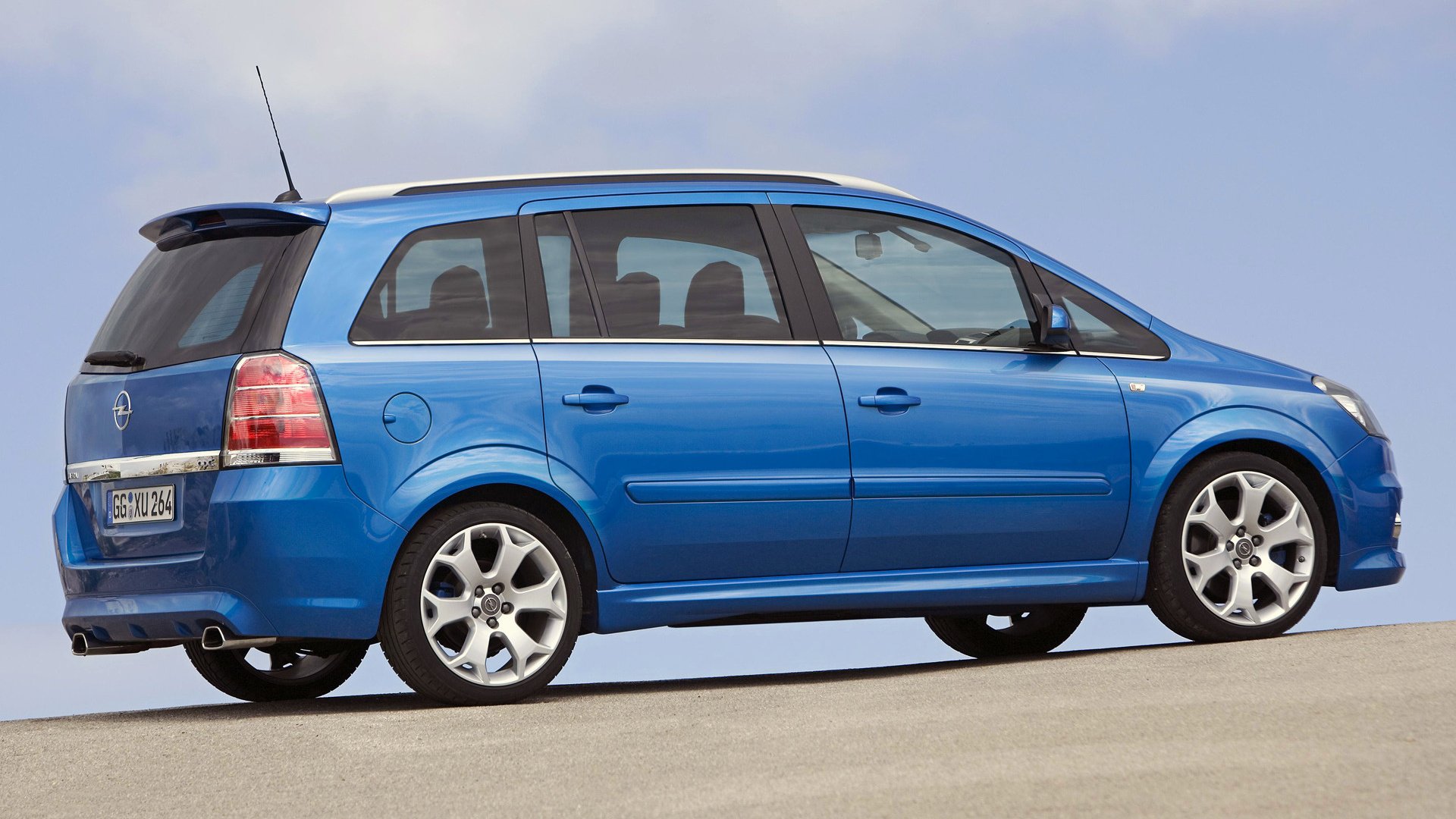 Download Compact MPV Vehicle Opel Zafira OPC HD Wallpaper