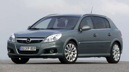  2005 Opel Signum
