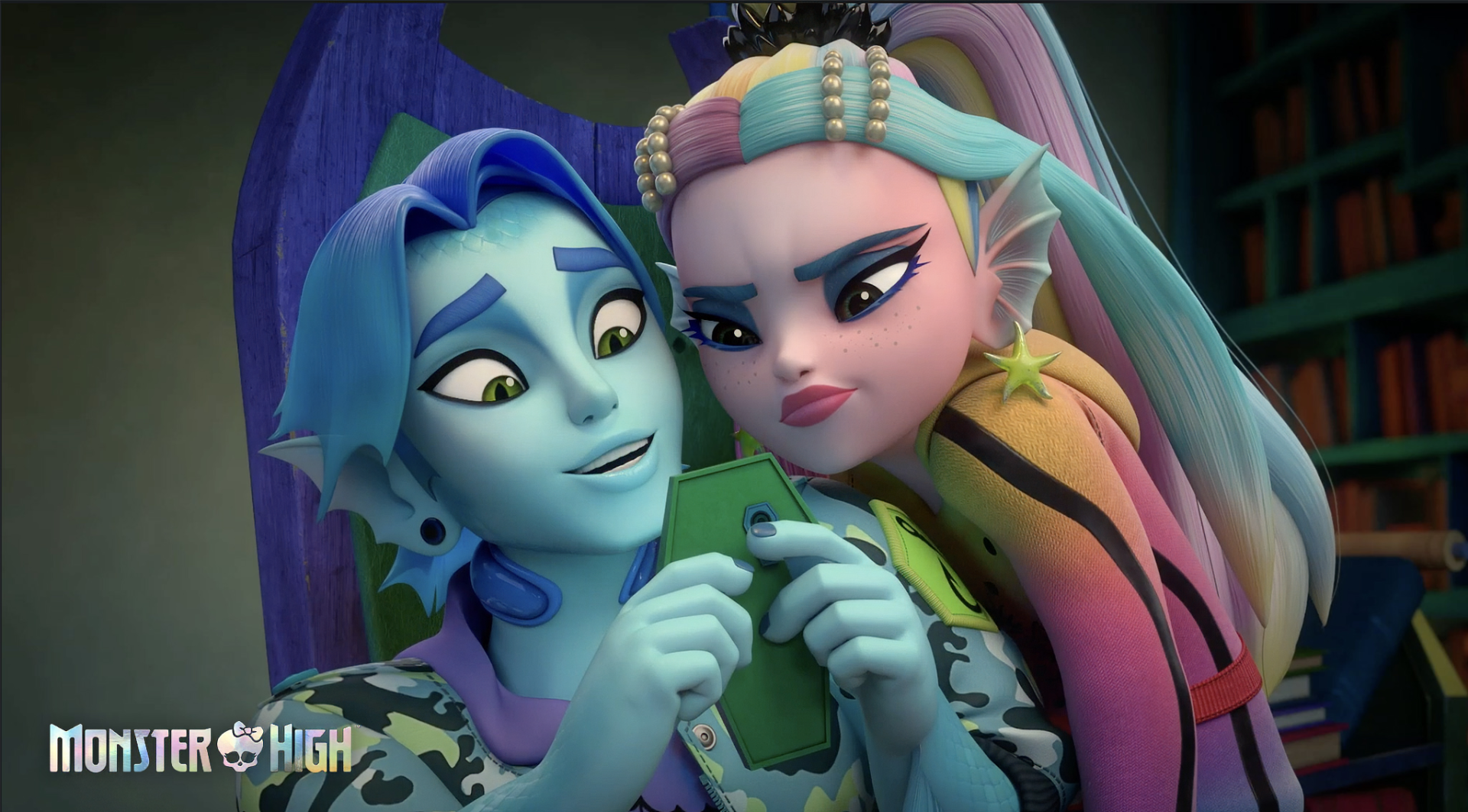 HD desktop wallpaper featuring two animated characters from the TV show Monster High, sharing a moment over a smartphone.