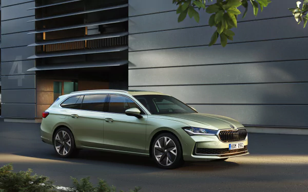 Škoda Superb Combi Wallpapers