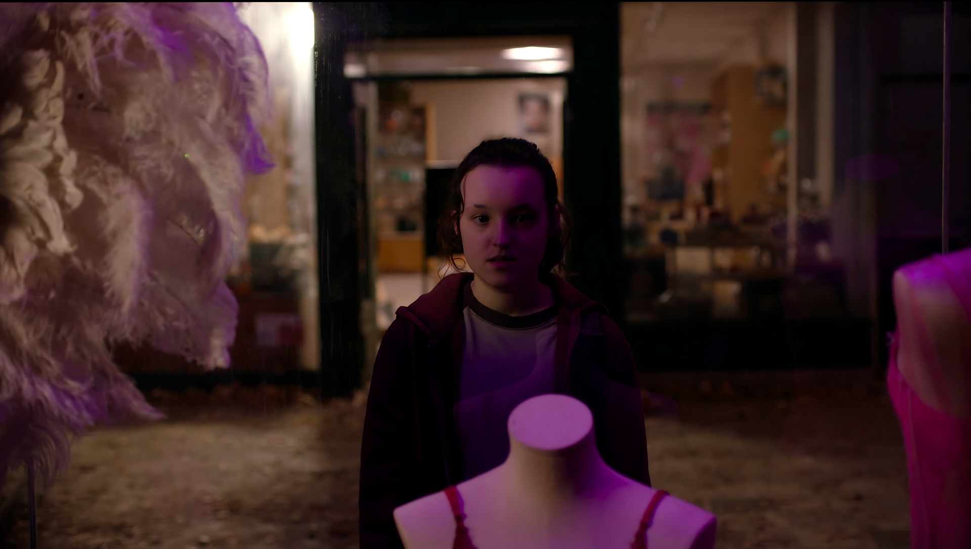 Download Bella Ramsey The Last Of Us 8k Ultra HD Wallpaper