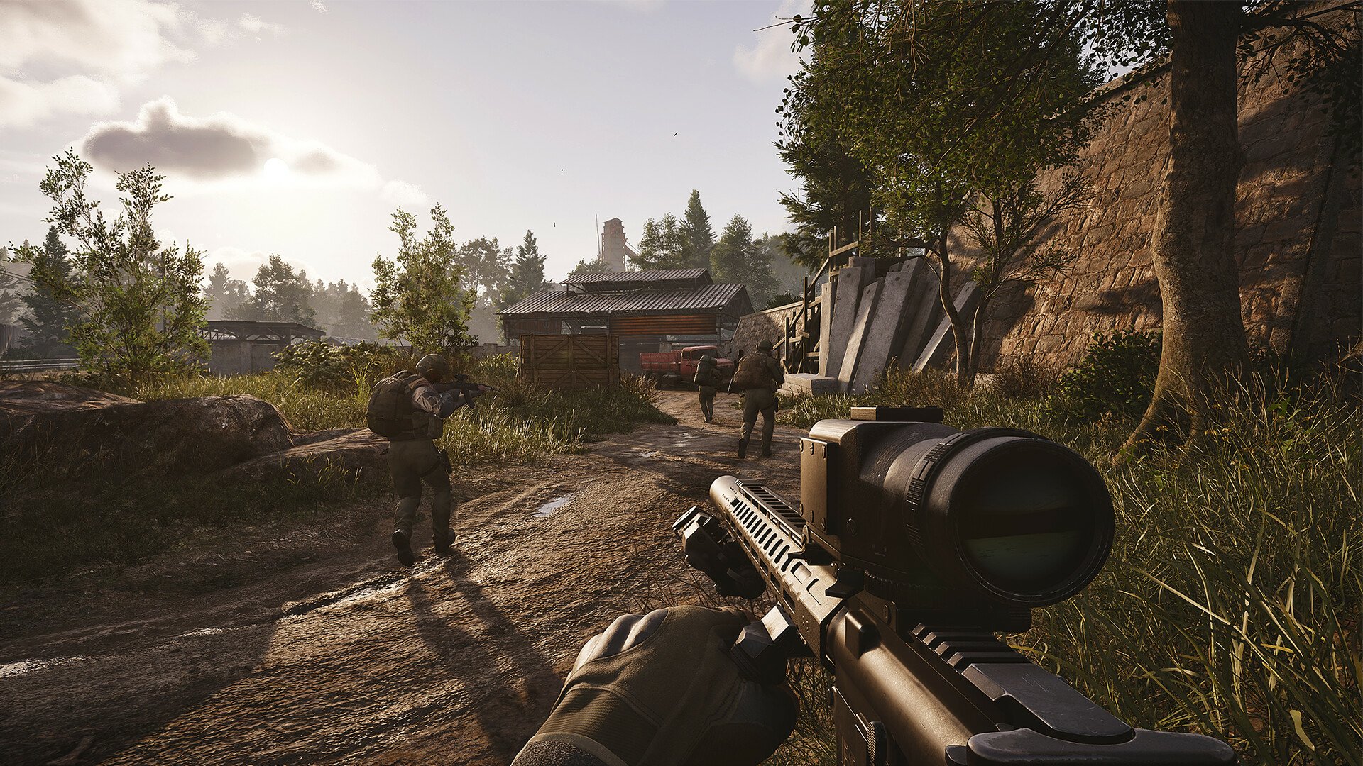 HD desktop wallpaper of Arena Breakout: Infinite, featuring a first-person shooter perspective with a detailed sniper rifle and soldiers advancing through a wooded, sunlit environment.