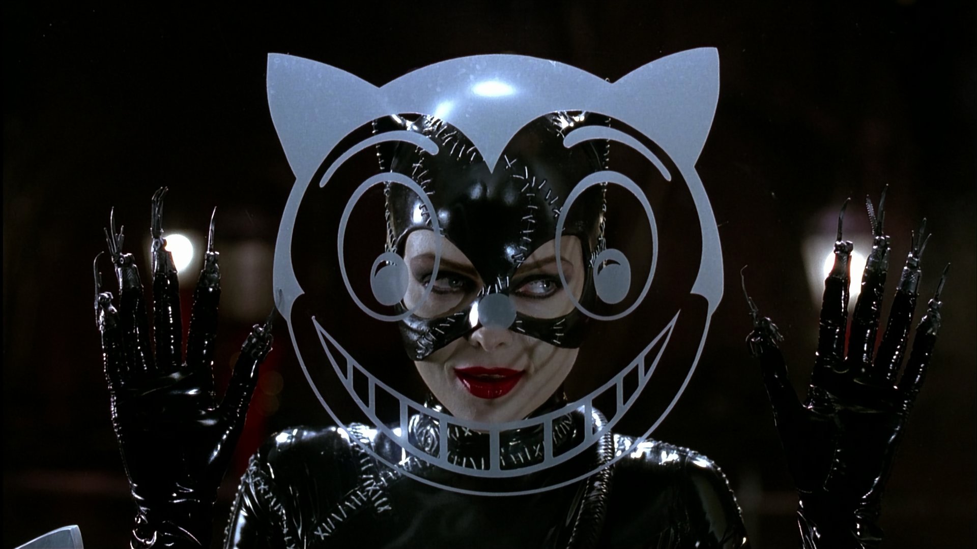 Download Catwoman Michelle Pfeiffer Batman Returns DC Comics HD Wallpaper