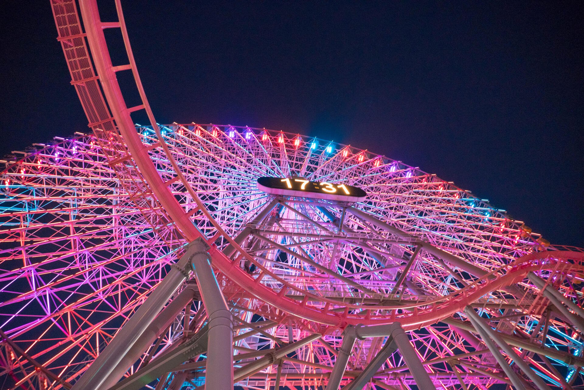 Download Ferris Wheel Man Made 4k Ultra HD Wallpaper