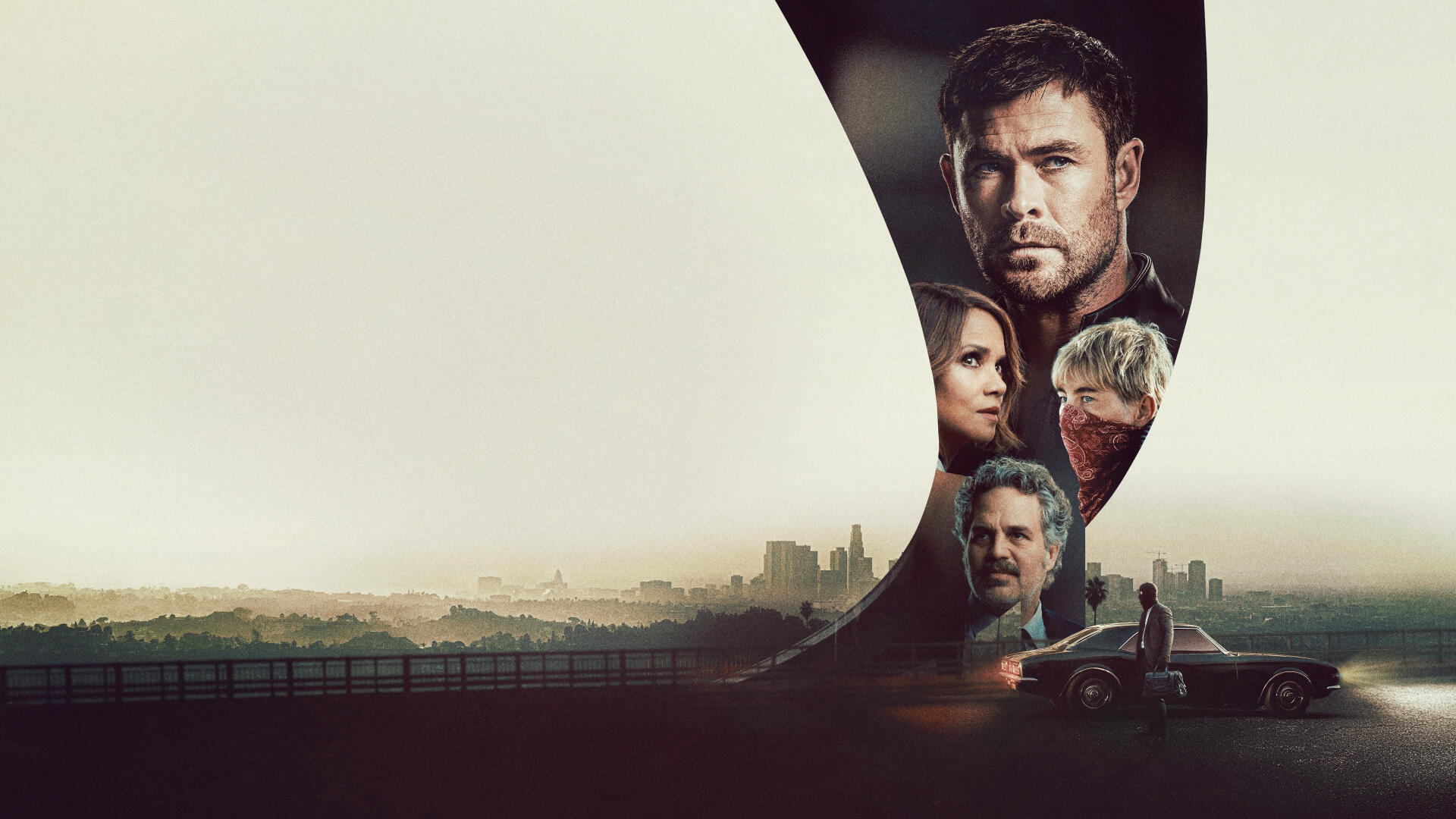 Crime 101 4K Ultra HD PC desktop wallpaper: moody urban skyline at dusk framed by a curved concrete structure revealing four tense faces and a lone car on the highway.