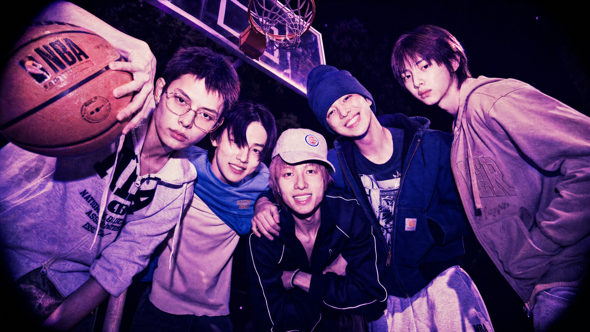 Cortis 4K Ultra HD PC desktop wallpaper: group of five people under a basketball hoop, purple neon lighting, casual streetwear and a playful urban vibe.