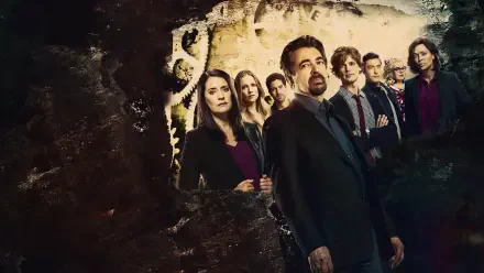 Criminal Minds 2K Quad HD PC desktop wallpaper: the series' behavioral analysis team posed in moody lighting against a dark, textured background.