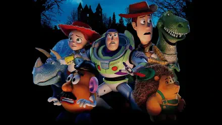 Toy Story of Terror! 4K Ultra HD PC desktop wallpaper showing Woody, Buzz, Jessie, Rex, Mr. Potato Head and other toys huddled against a moonlit, spooky hotel silhouette.
