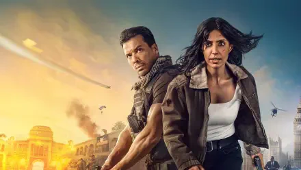 Paris Has Fallen — 4K Ultra HD PC desktop wallpaper and background: two determined survivors in tactical gear against a burning Paris skyline, helicopters and parachutes overhead.
