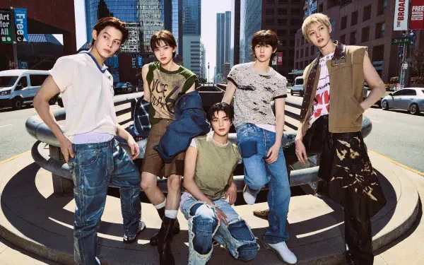 5K Ultra HD PC desktop wallpaper: Cortis — Color Outside the Lines group portrait of five men posed on a sunny city street, casual outfits and vivid urban colors.