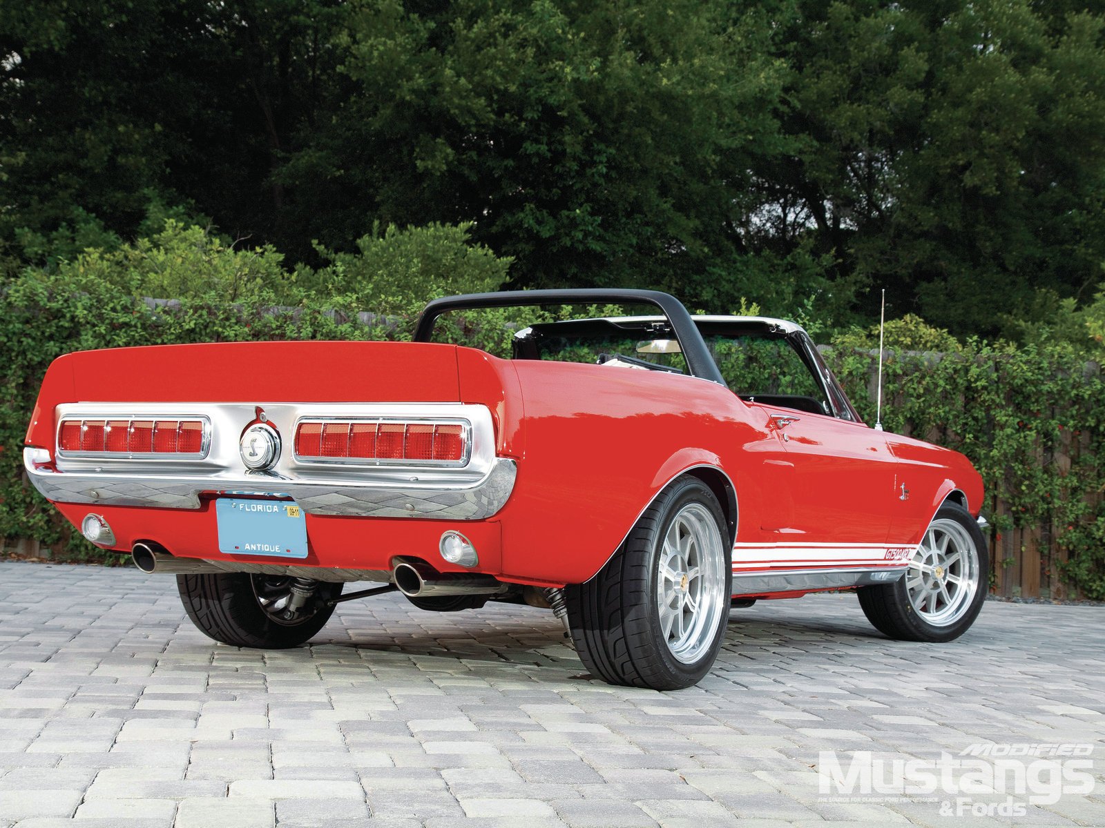 Download Vehicle Ford Mustang GT500 Wallpaper