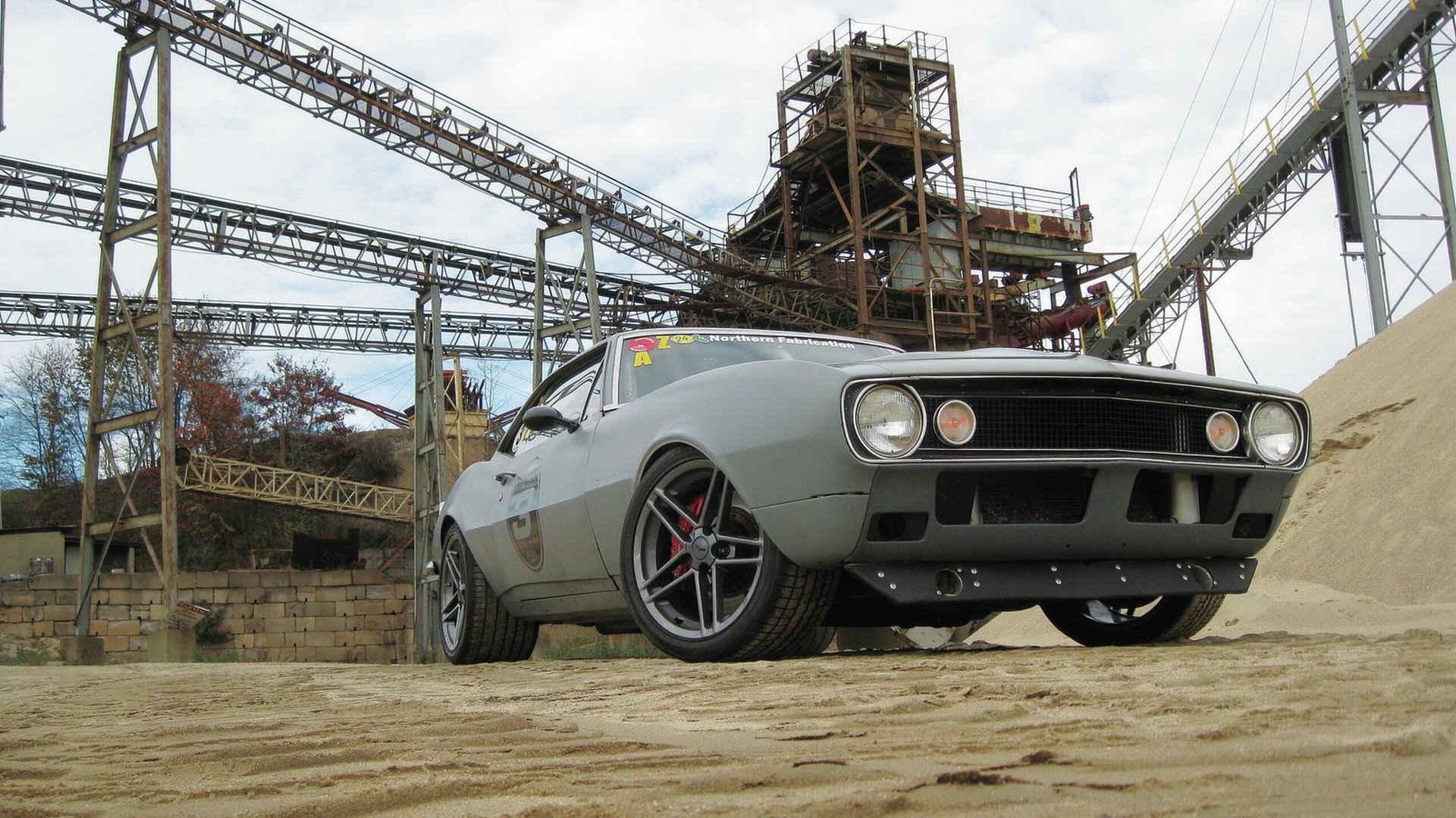 Download Vehicle Car HD Wallpaper