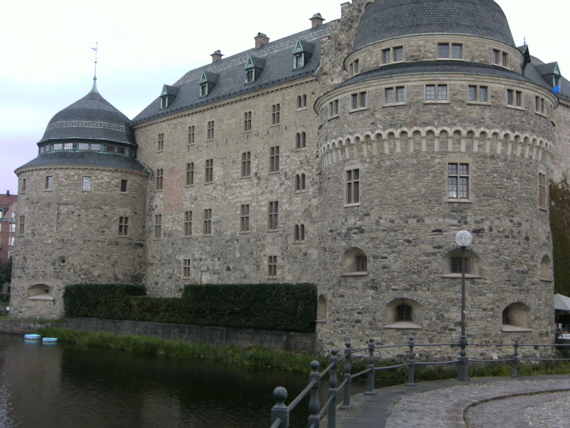 Download Man Made Castle HD Wallpaper | 3264x2448 | Wallpaper Abyss