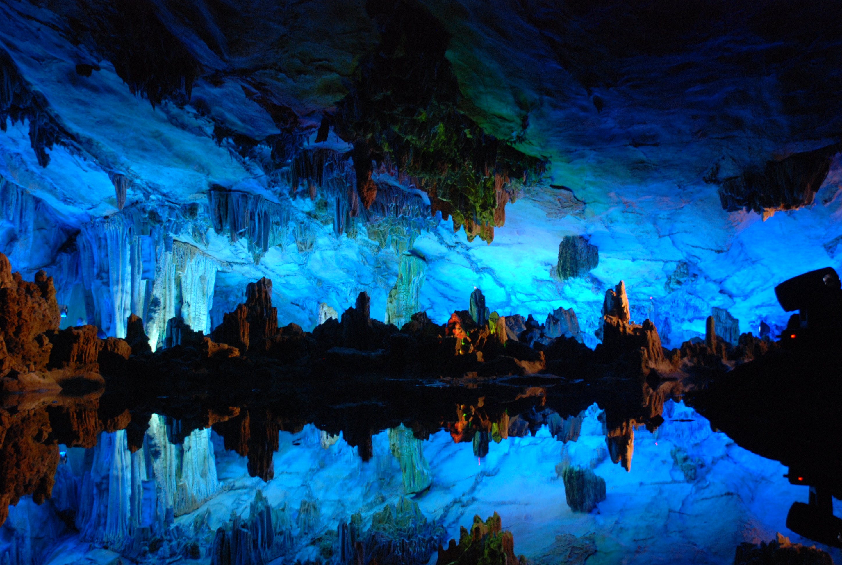 Reed Flute Cave Hd Wallpaper Background Image 2896x1944 Id179163