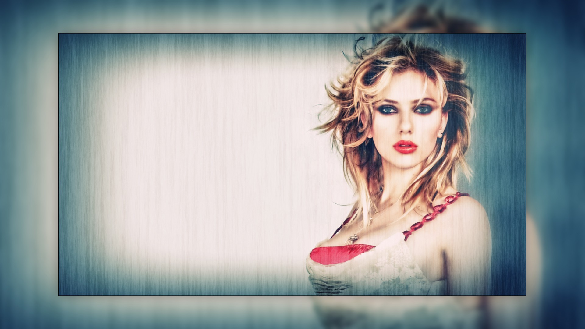 HOLLYWOOD BIOGRAPHIES: Scarlet Johansson