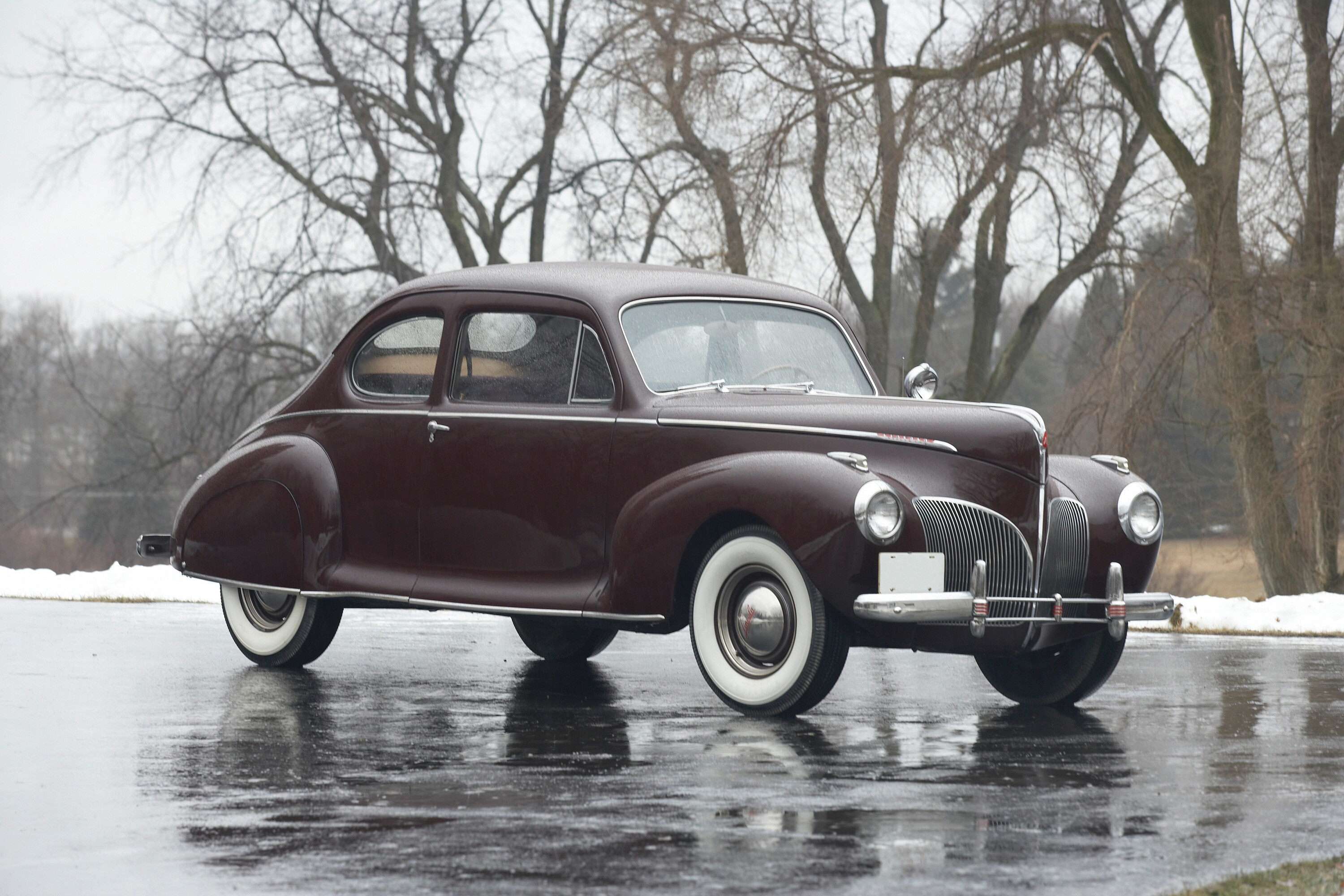 1940 Lincoln Zephyr Coupe HD Wallpaper