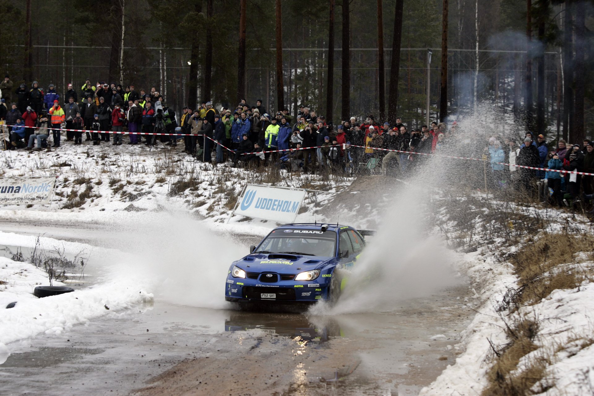 Download Vehicle Subaru HD Wallpaper