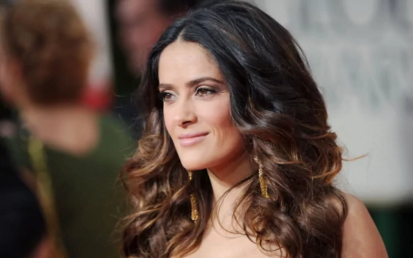 Celebrity Salma Hayek HD Desktop Wallpaper | Background Image