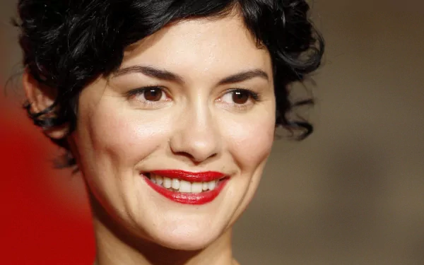 cute Celebrity Audrey Tautou HD Desktop Wallpaper | Background Image