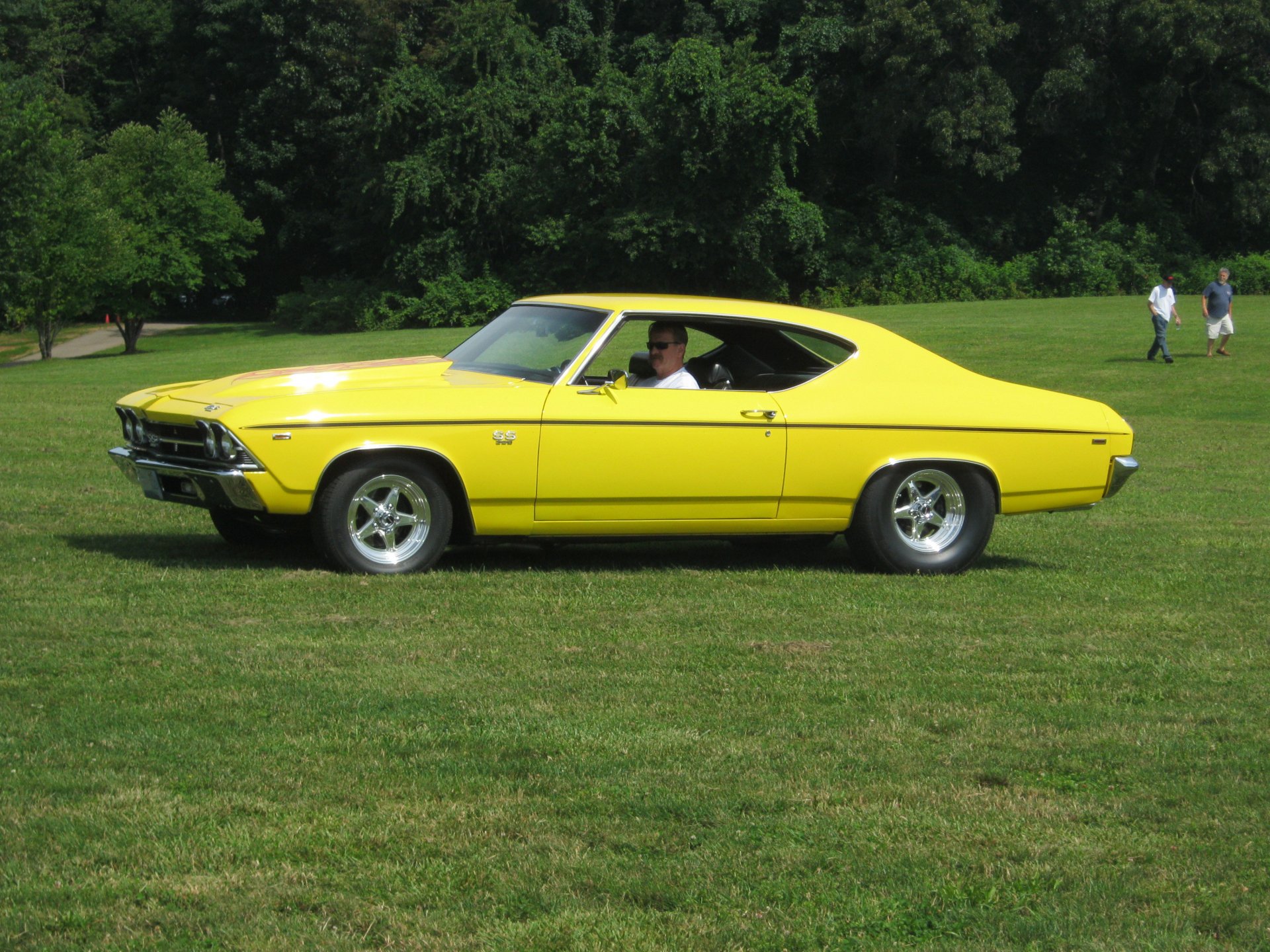 Download Vehicle Chevrolet HD Wallpaper