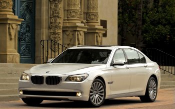 Research 2008
                  BMW 750Li pictures, prices and reviews