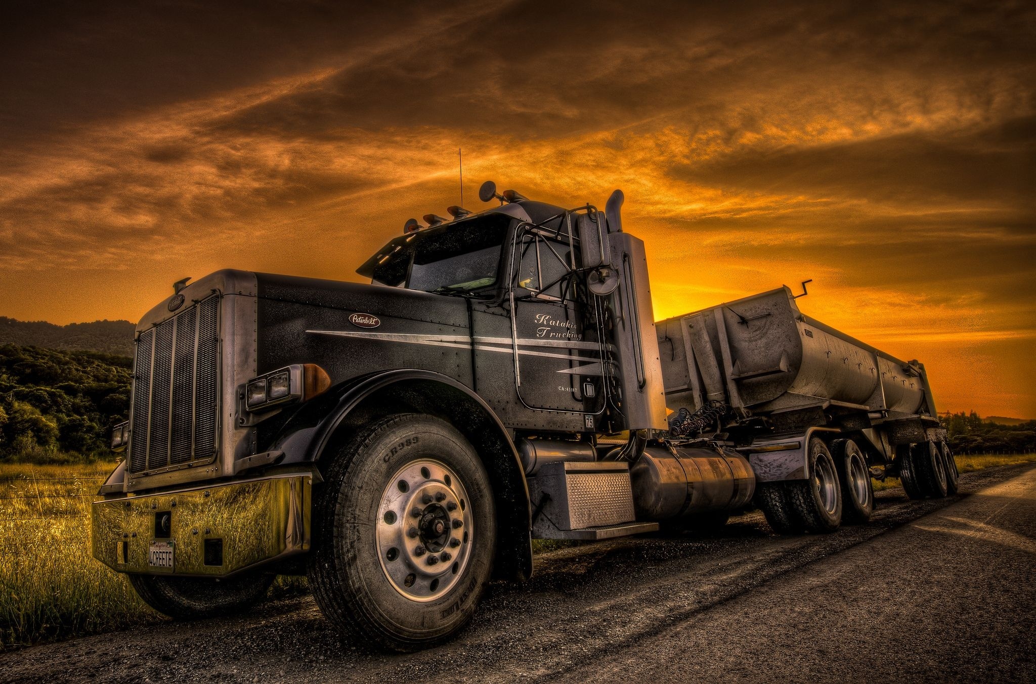 50+ Peterbilt HD Wallpapers and Backgrounds
