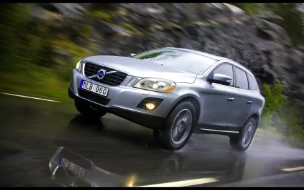 vehicle Volvo HD Desktop Wallpaper | Background Image