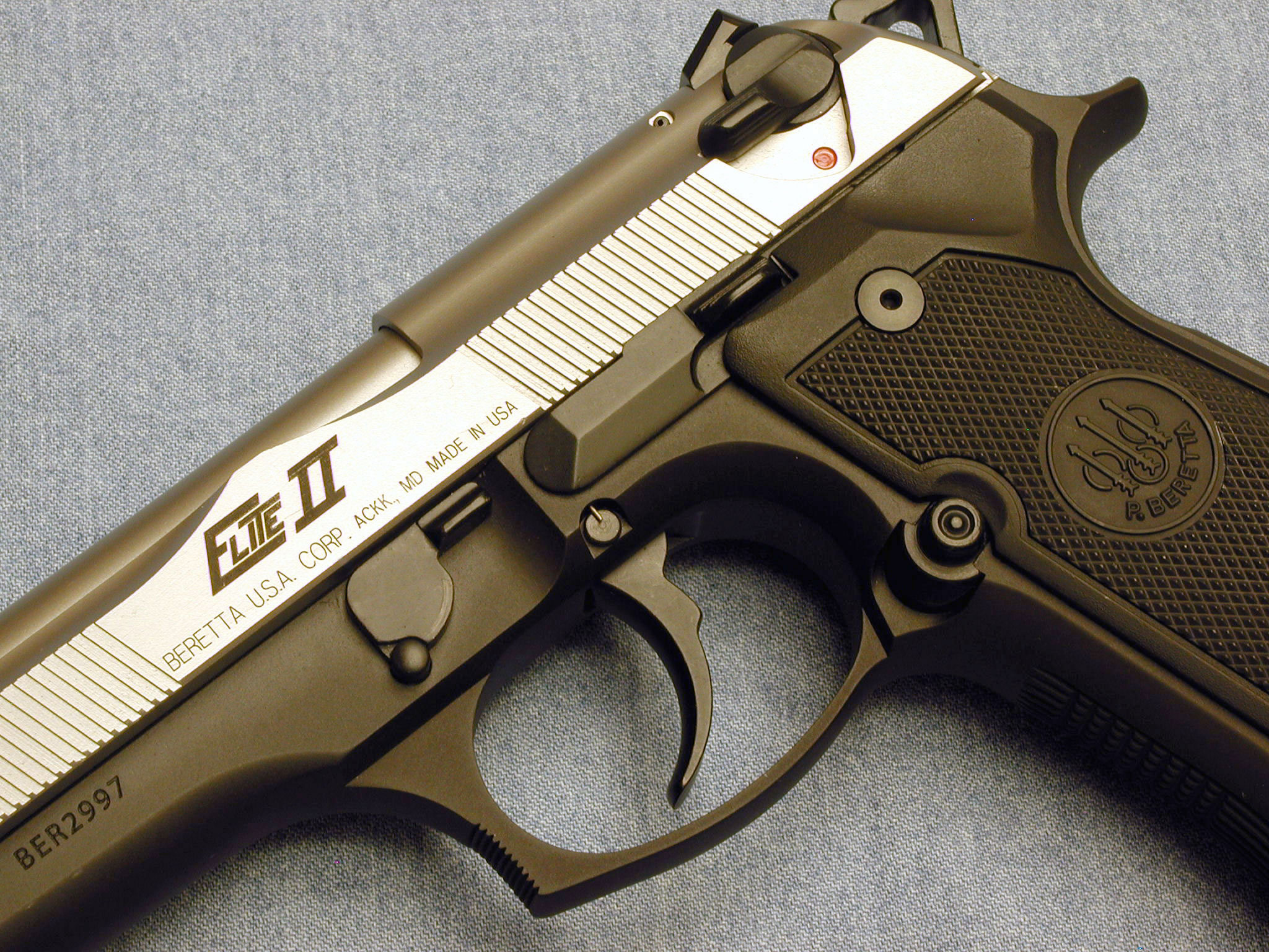 Man Made Beretta Elite Ii Pistol HD Wallpaper | Background Image