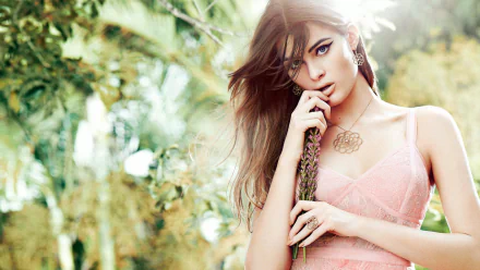 Celebrity Isabeli Fontana HD Desktop Wallpaper | Background Image