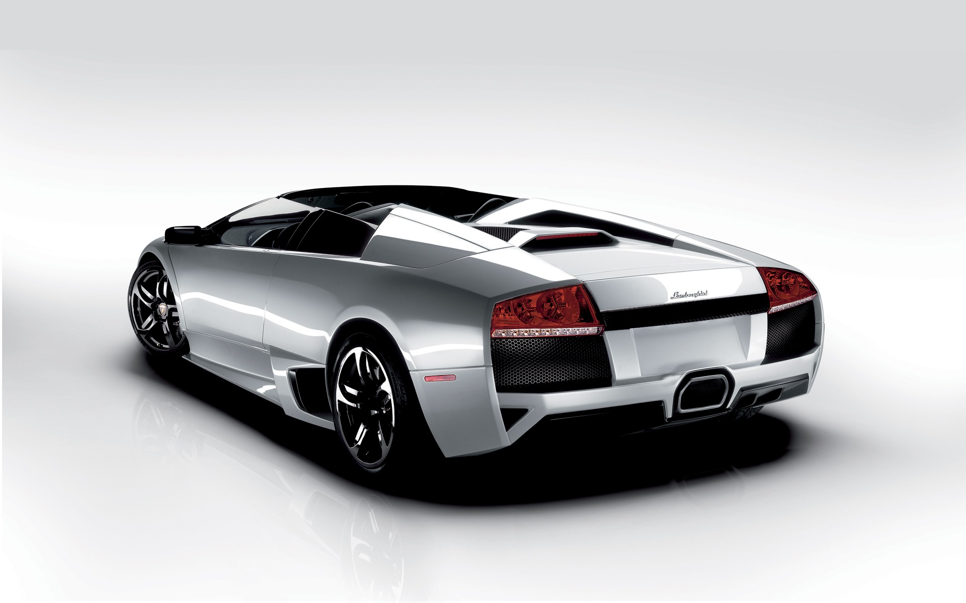 Silver and white Lamborghini Murcielago car