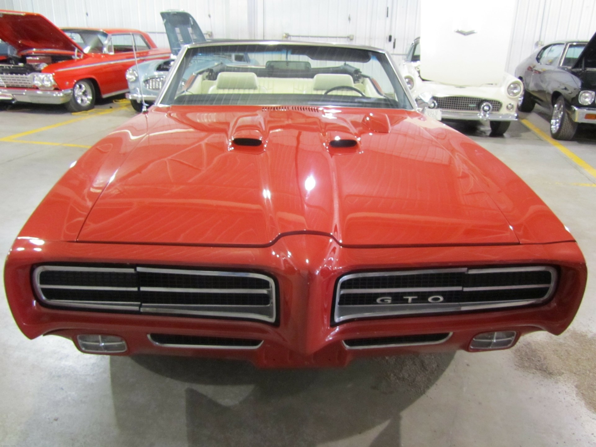 Download Vehicle Pontiac GTO 4k Ultra HD Wallpaper