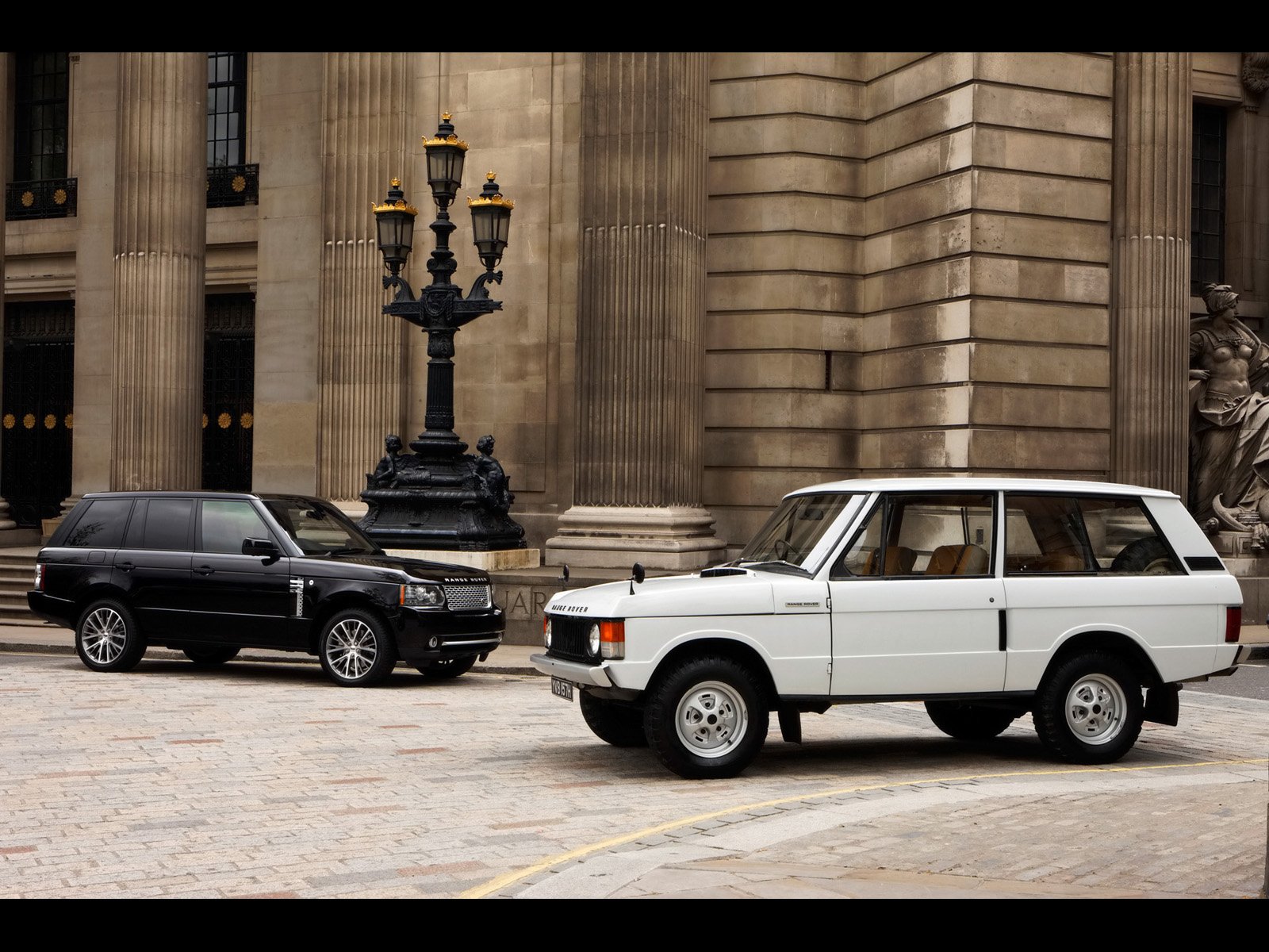 Download Vehicle Range Rover Wallpaper | 1600x1200 | Wallpaper Abyss