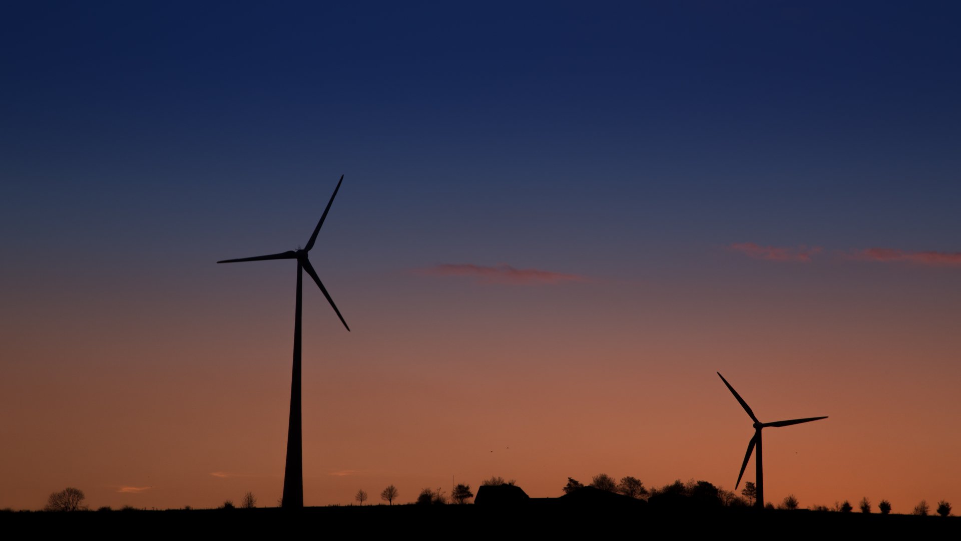 Download Man Made Wind Turbine 4k Ultra HD Wallpaper