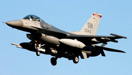  F-16 Flghting Falcon
