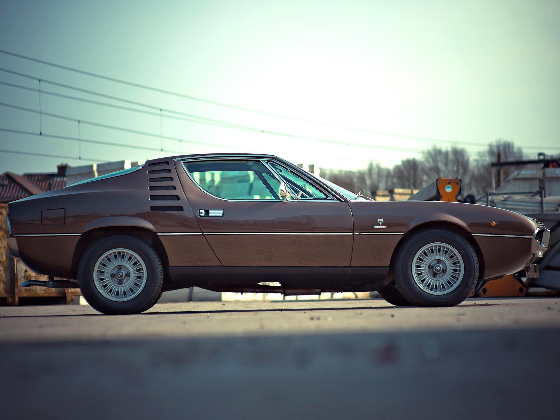 Download Alfa Romeo Vehicle Alfa Romeo Montreal HD Wallpaper