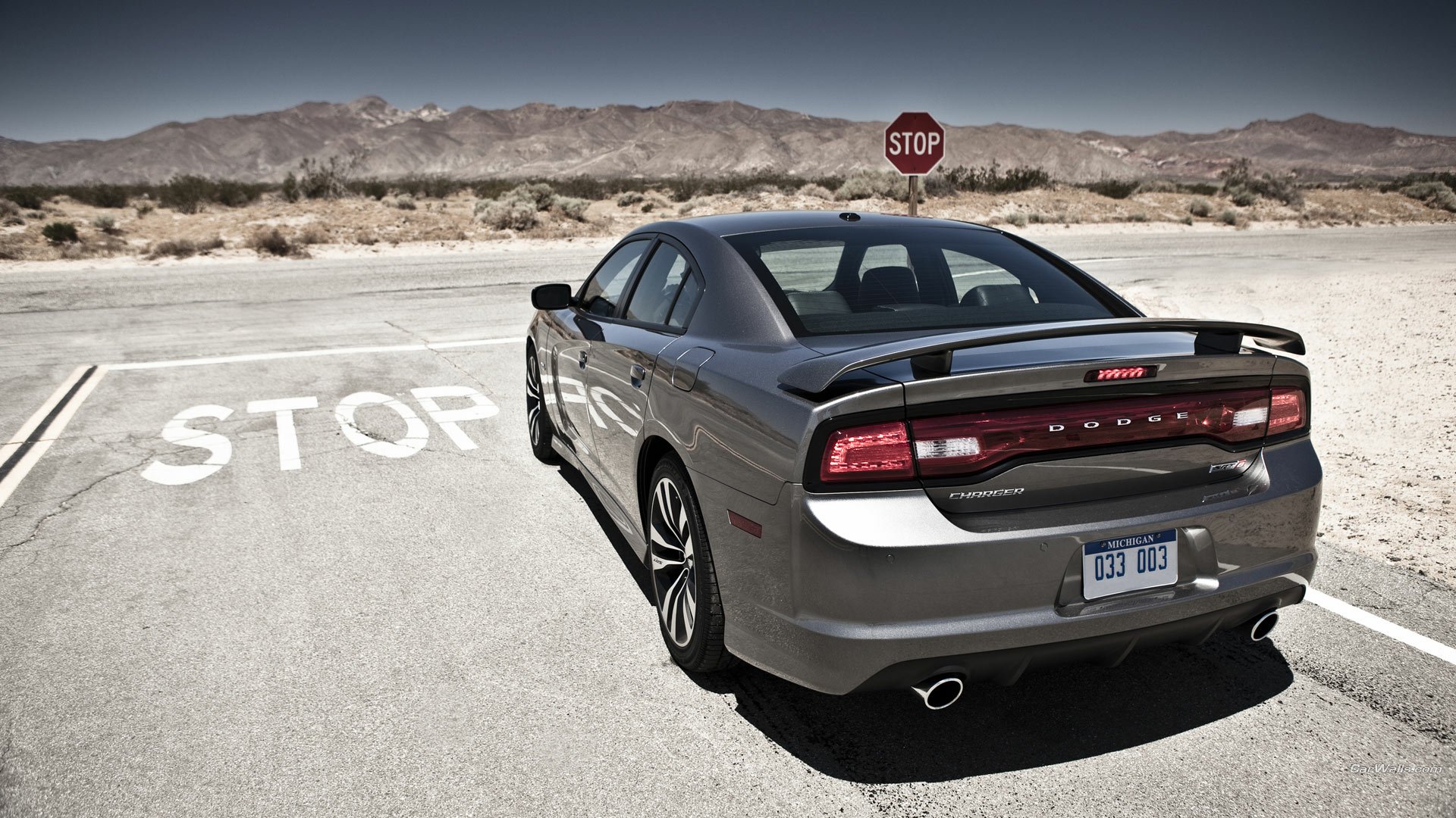 Download Vehicle Dodge Charger SRT8 HD Wallpaper