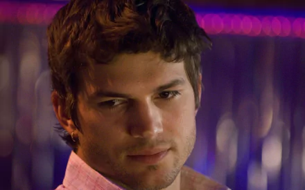 Celebrity Ashton Kutcher HD Desktop Wallpaper | Background Image