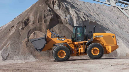  Case 1121F Wheel Loader