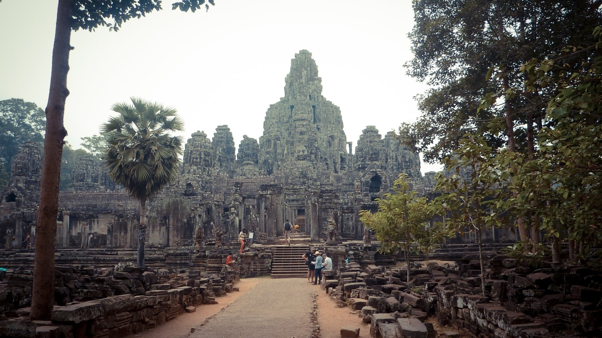Download Religious Angkor Thom HD Wallpaper