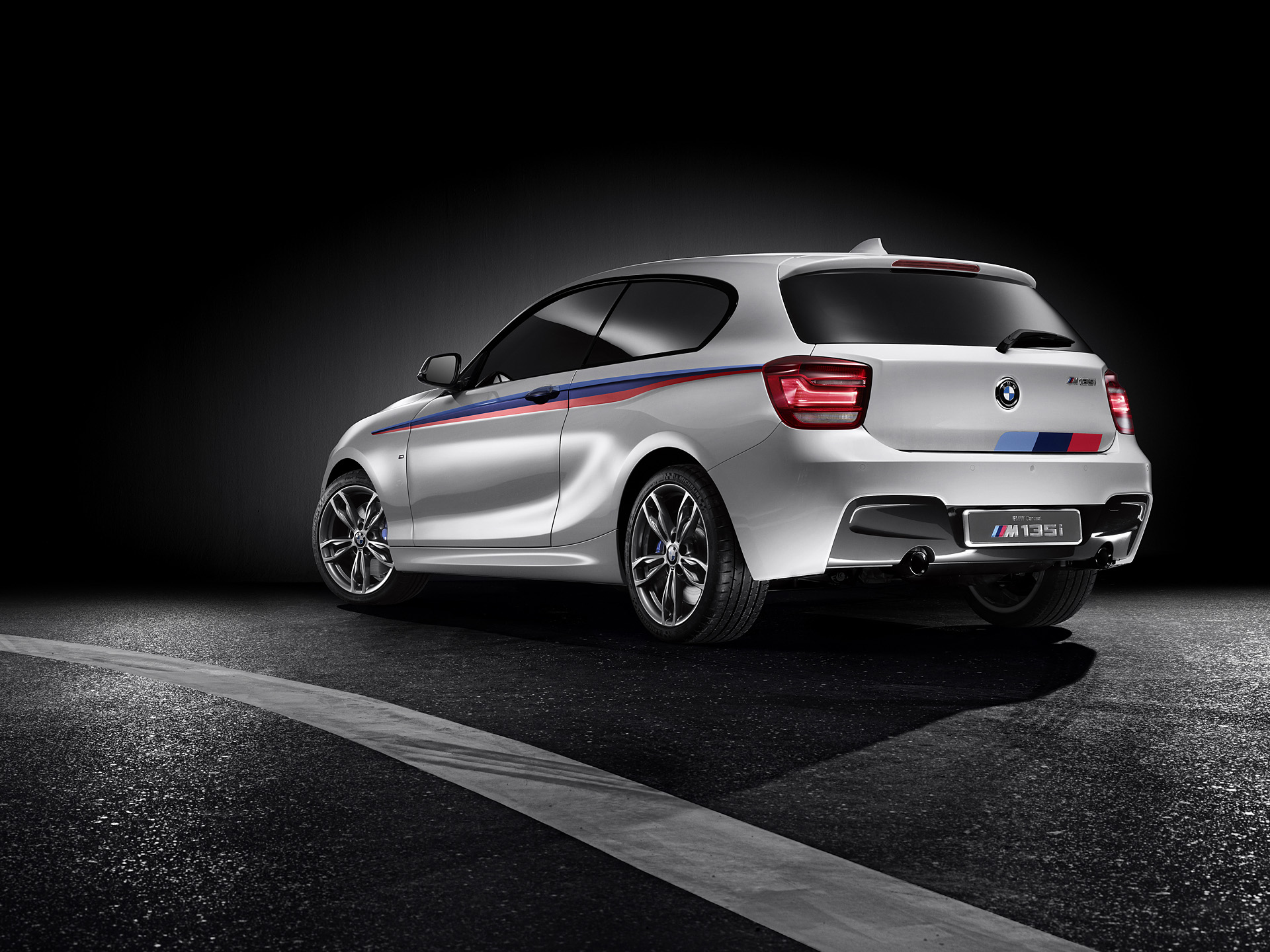 2012 BMW Concept M135i HD Wallpaper