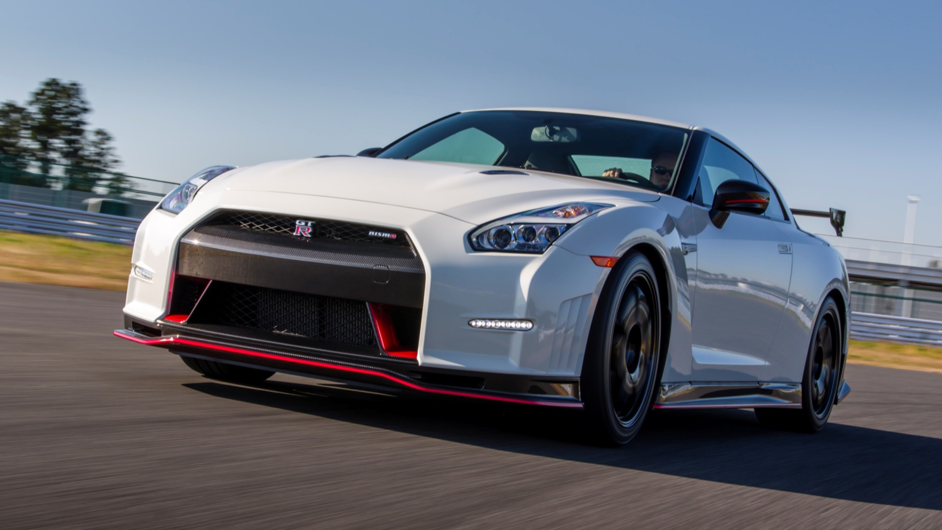 Nissan GTR Nismo Racing